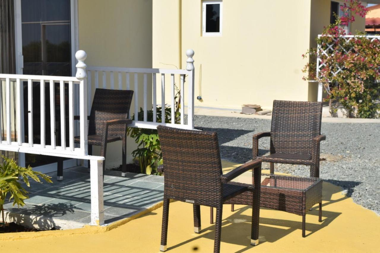 Mersinera Paradise Garden Stars House Larnaca Exterior photo